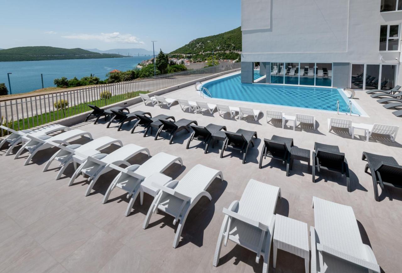 Marea & 4* Neum