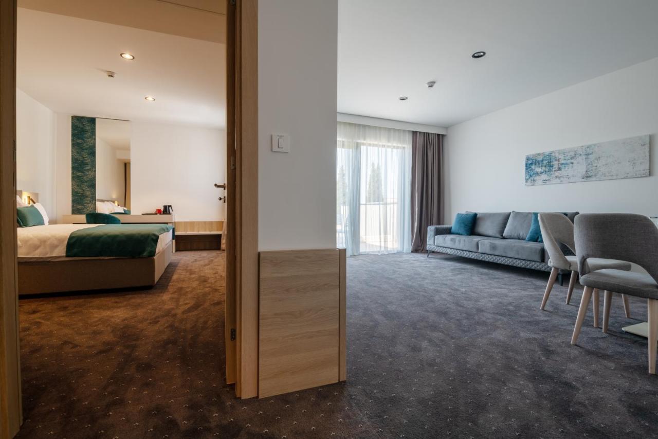 Hotel Marea & 4*